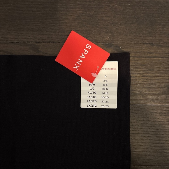 BNWT - SPANX, BLACK, unworn tight slimming - Picture 3 of 4